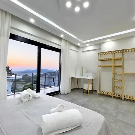 With Private Pool In Touch With Nature Fethiye